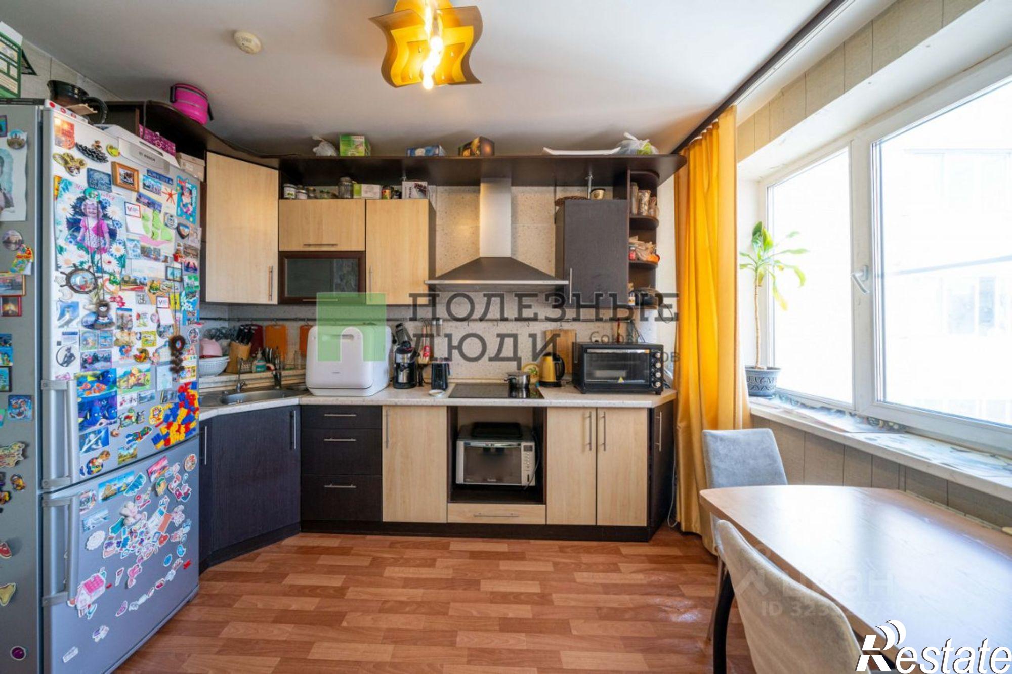 Купить квартиру за 8 150 000 рублей на ул Морозова Павла Леонтьевича, 94