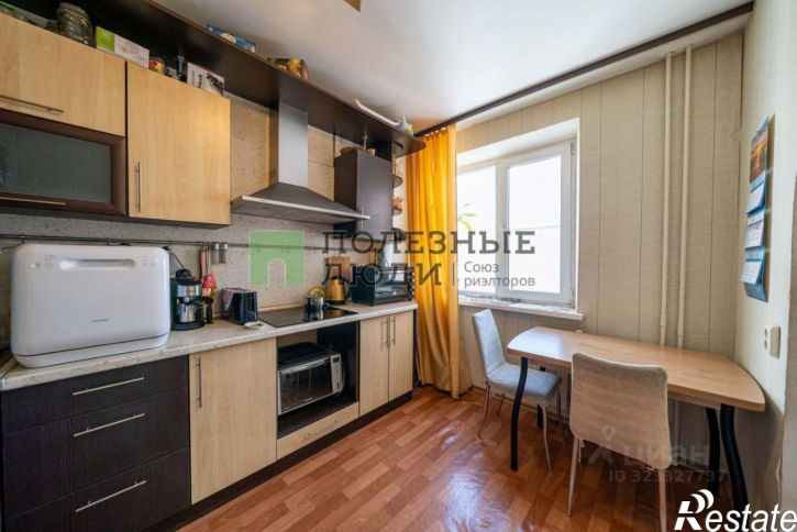 3-комн квартира ул Морозова Павла Леонтьевича, 94,  д. 94