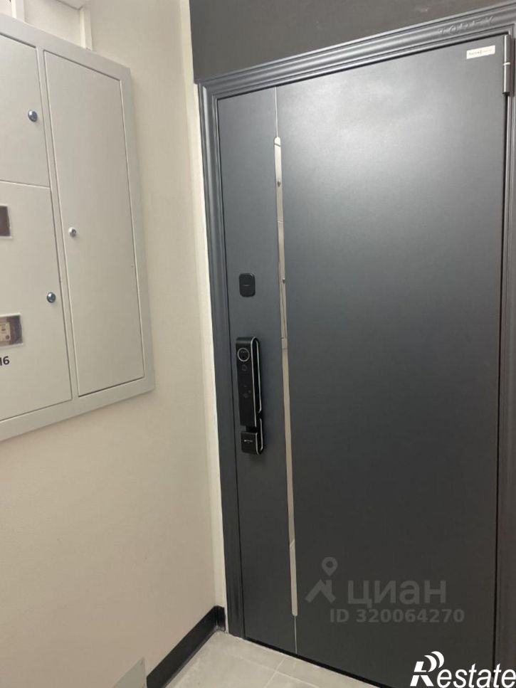 2-комн квартира улица Лейтенанта Шмидта, 34,  д. 34