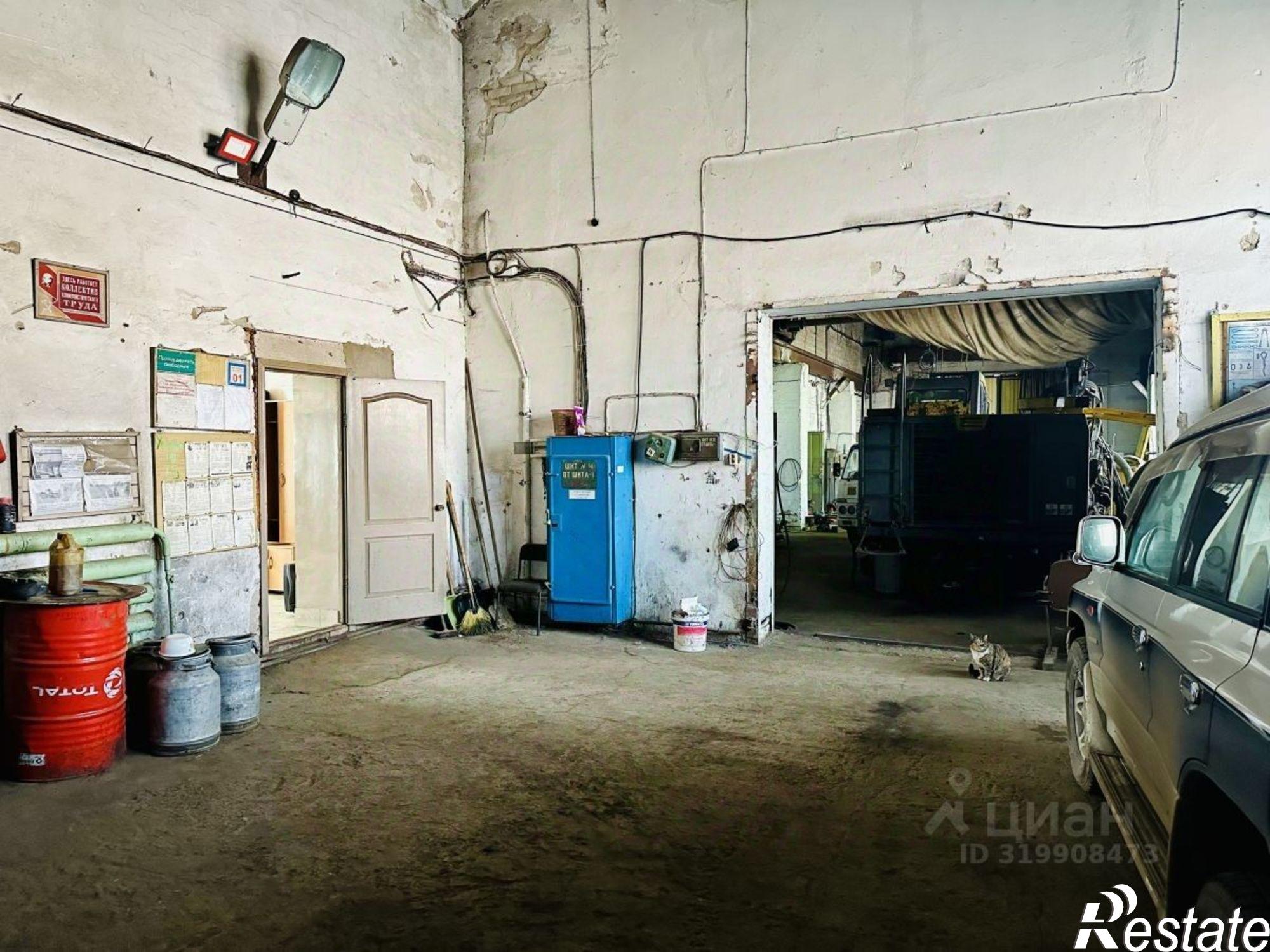 Сдать складское помещение за 254 700 рублей на Воронежский проезд, 4