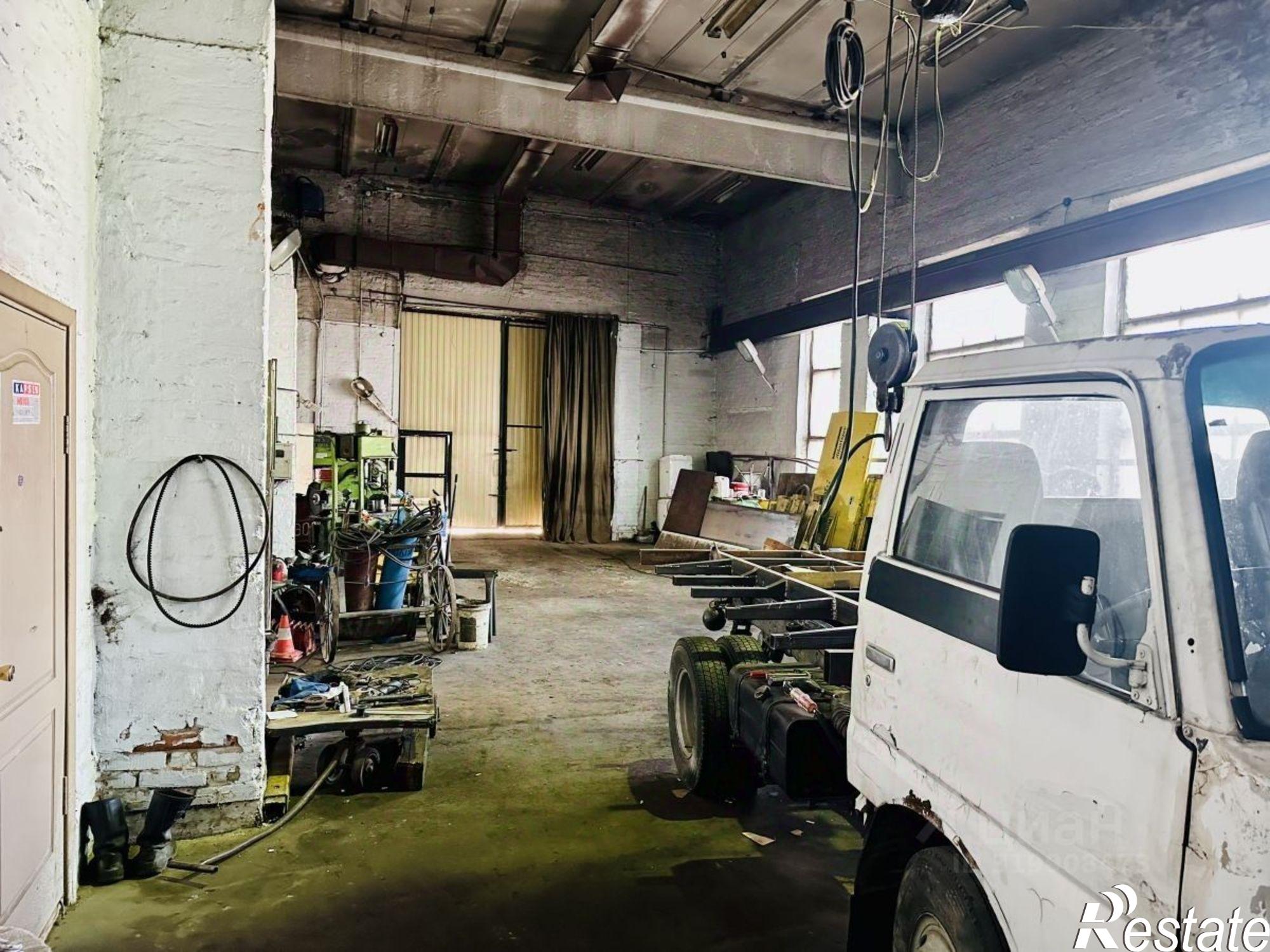 Сдать складское помещение за 254 700 рублей на Воронежский проезд, 4