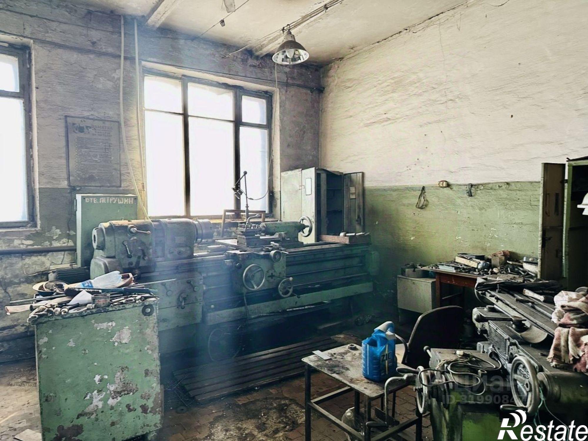 Сдать складское помещение за 254 700 рублей на Воронежский проезд, 4