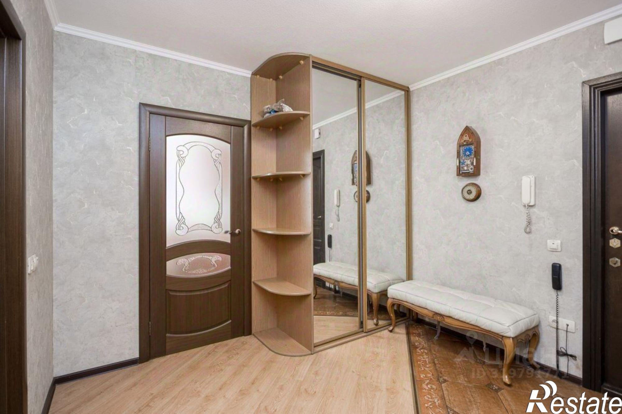 Купить квартиру за 10 500 000 рублей на ул Олега Кошевого, 10