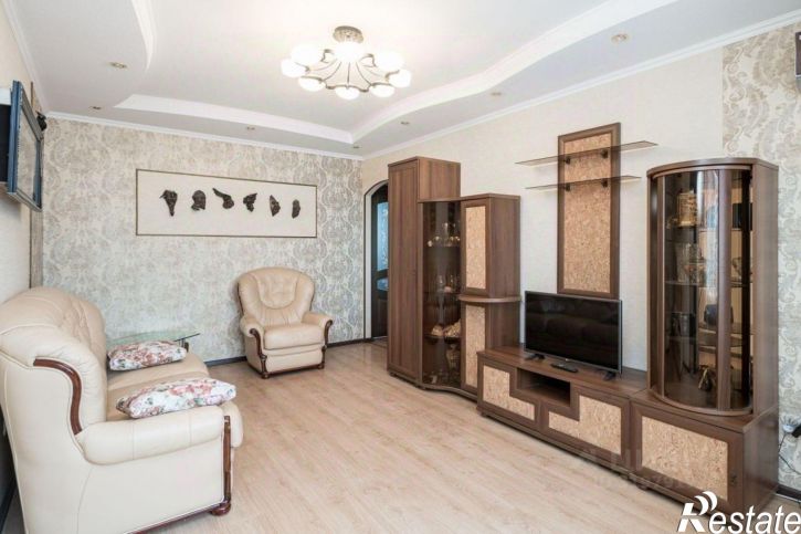 3-комн квартира ул Олега Кошевого, 10,  д. 10