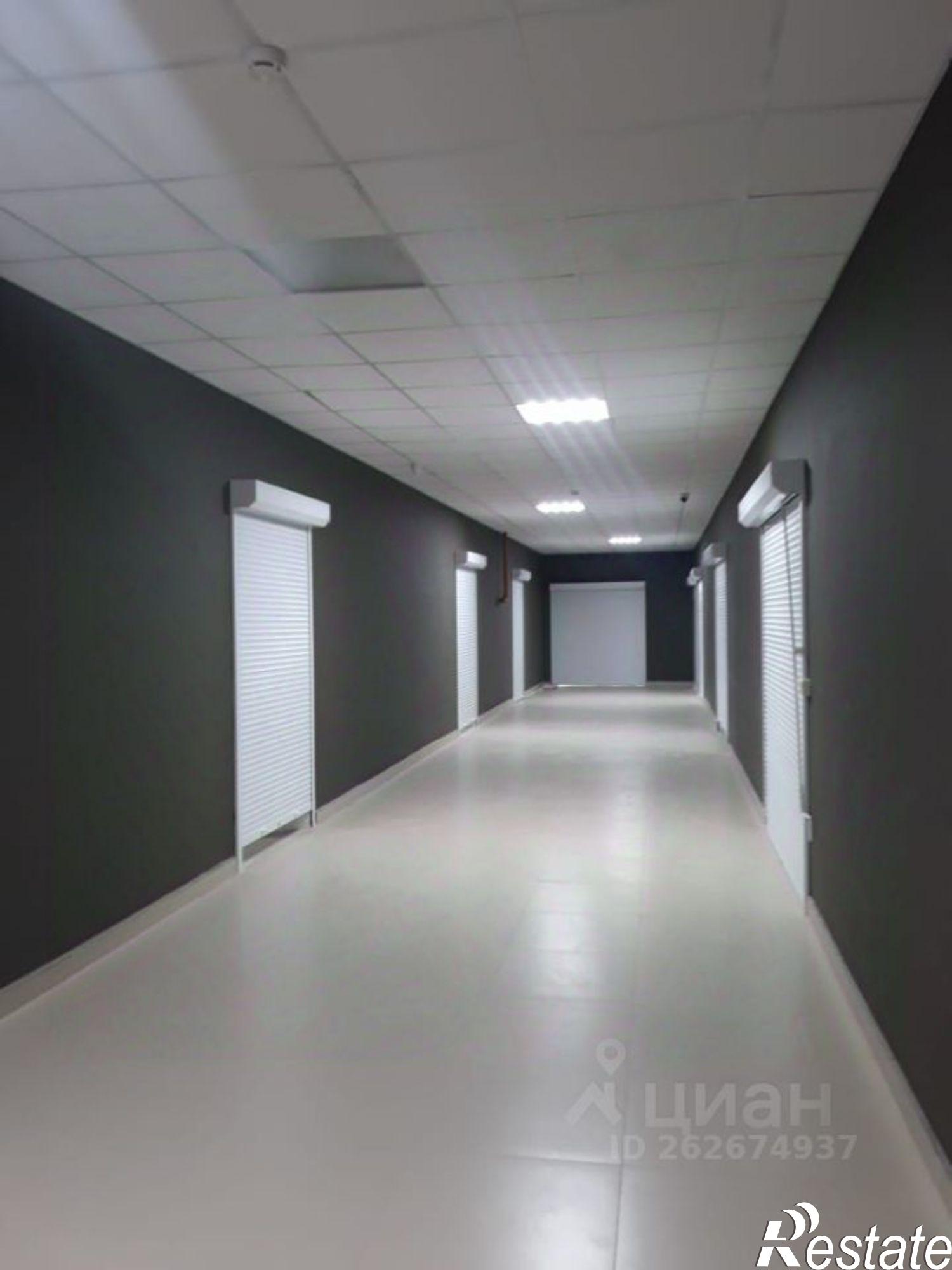 Сдать торговое помещение за 98 906 рублей на Трёхгорная улица, 57