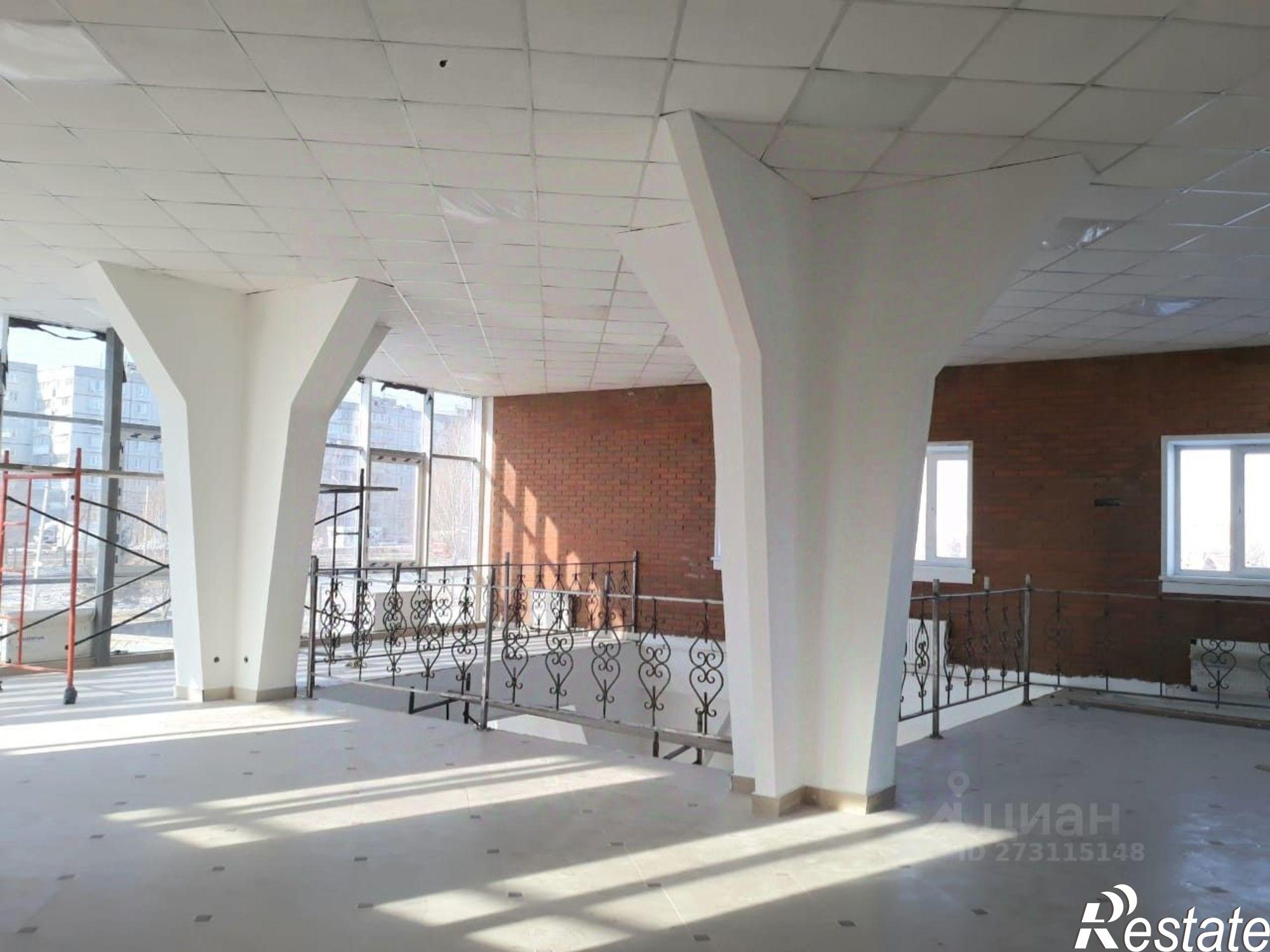 Сдать торговое помещение за 153 900 рублей на Тихоокеанская улица, 182