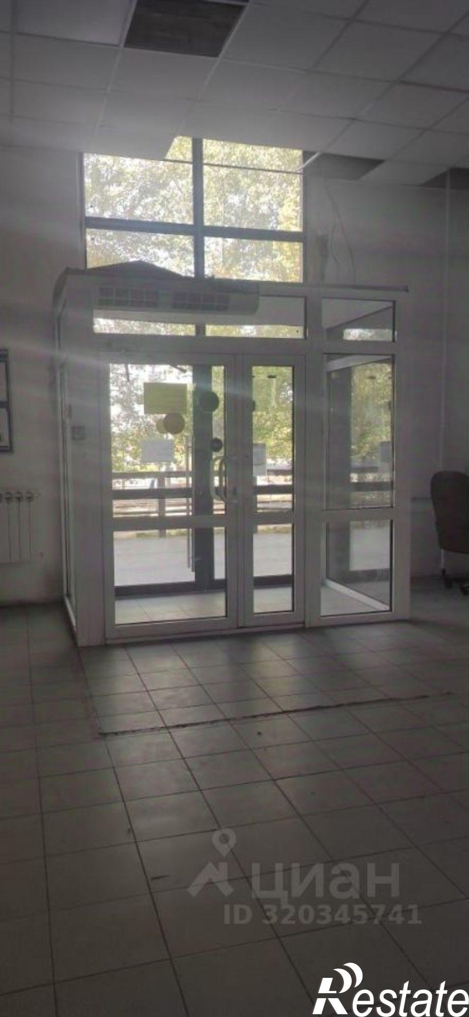 Сдать торговое помещение за 64 167 рублей на Краснореченская улица, 94