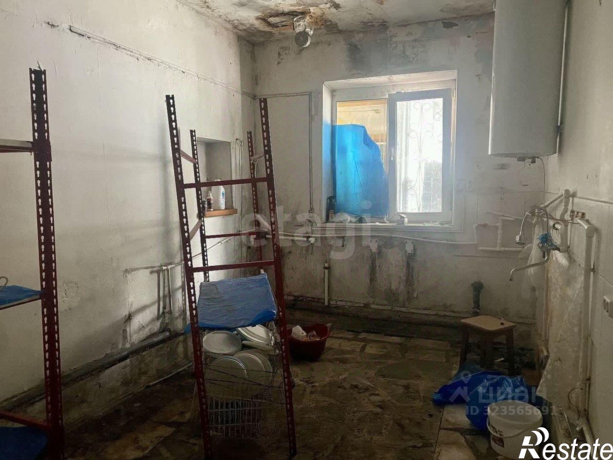 Сдать складское помещение за 100 000 рублей на улица Ухтомского, 40