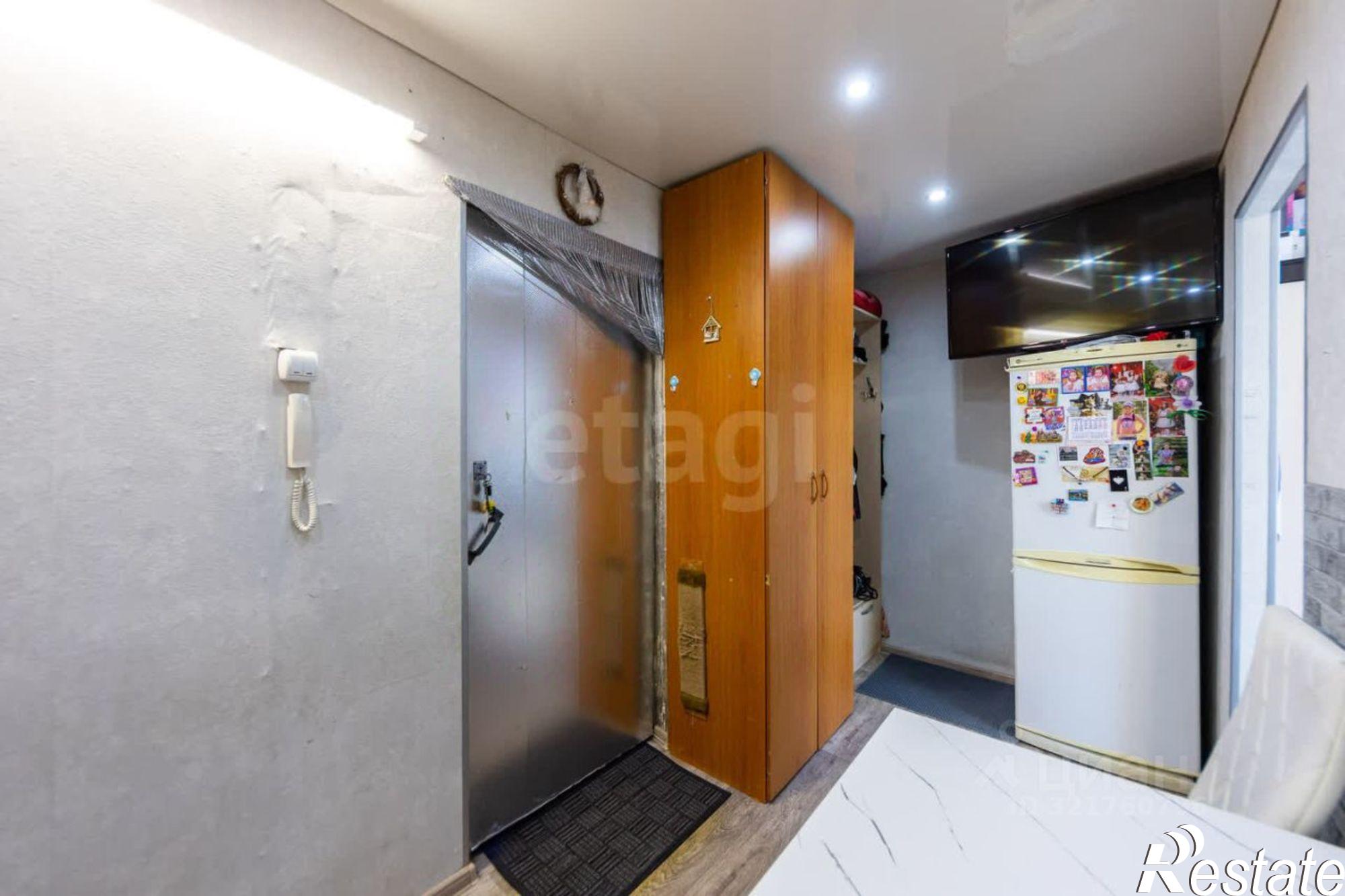 Купить комнату за 2 350 000 рублей на Трёхгорная улица, 43