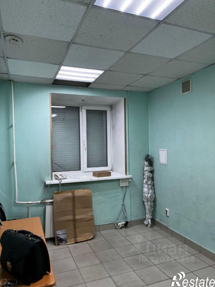 Торговое помещение проспект 60-летия Октября, 154,  д. 154