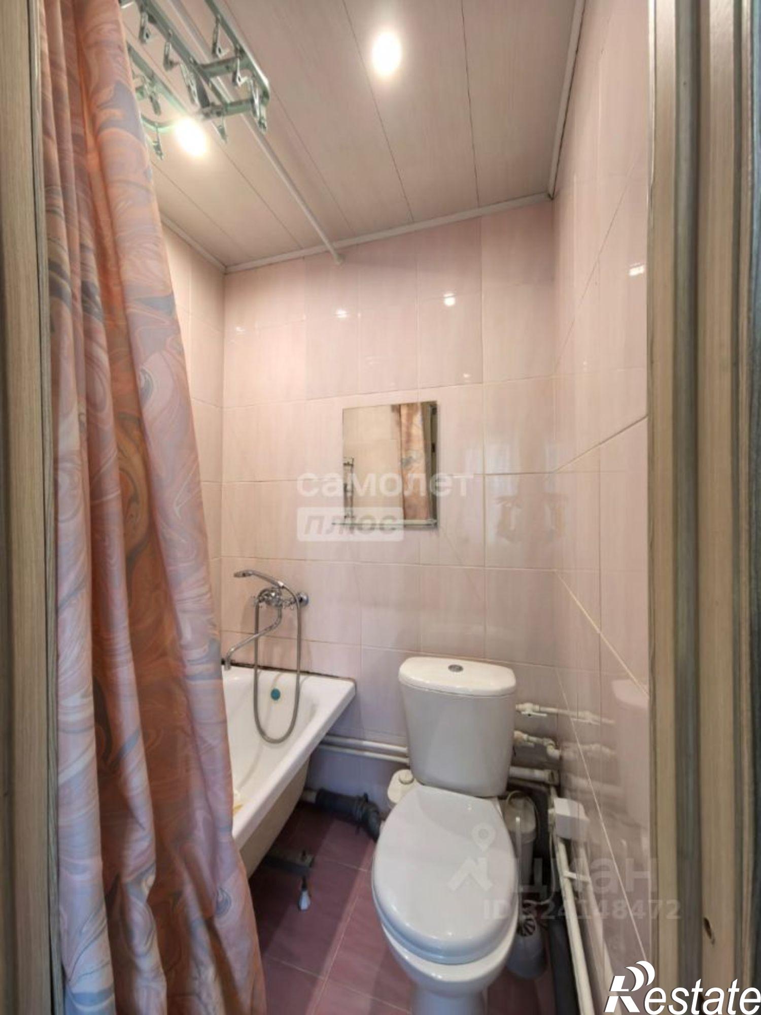 Купить комнату за 1 800 000 рублей на Краснореченская улица, 117А