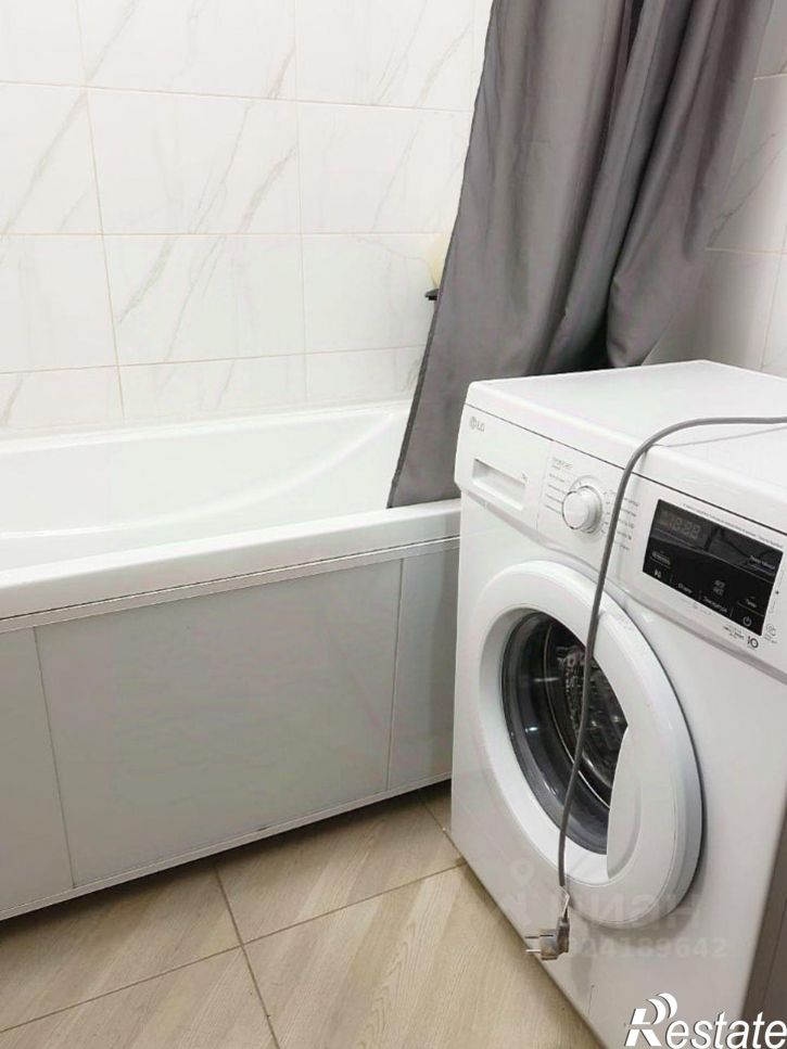 2-комн квартира Брестская улица, 24,  д. 24