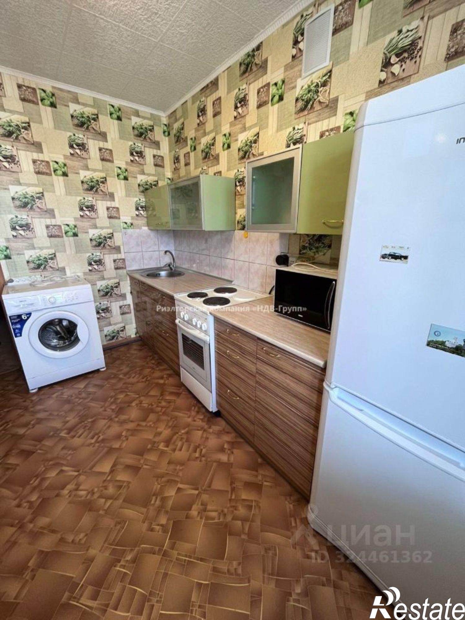 Сдать квартиру за 36 000 рублей на Саратовская улица, 10Б