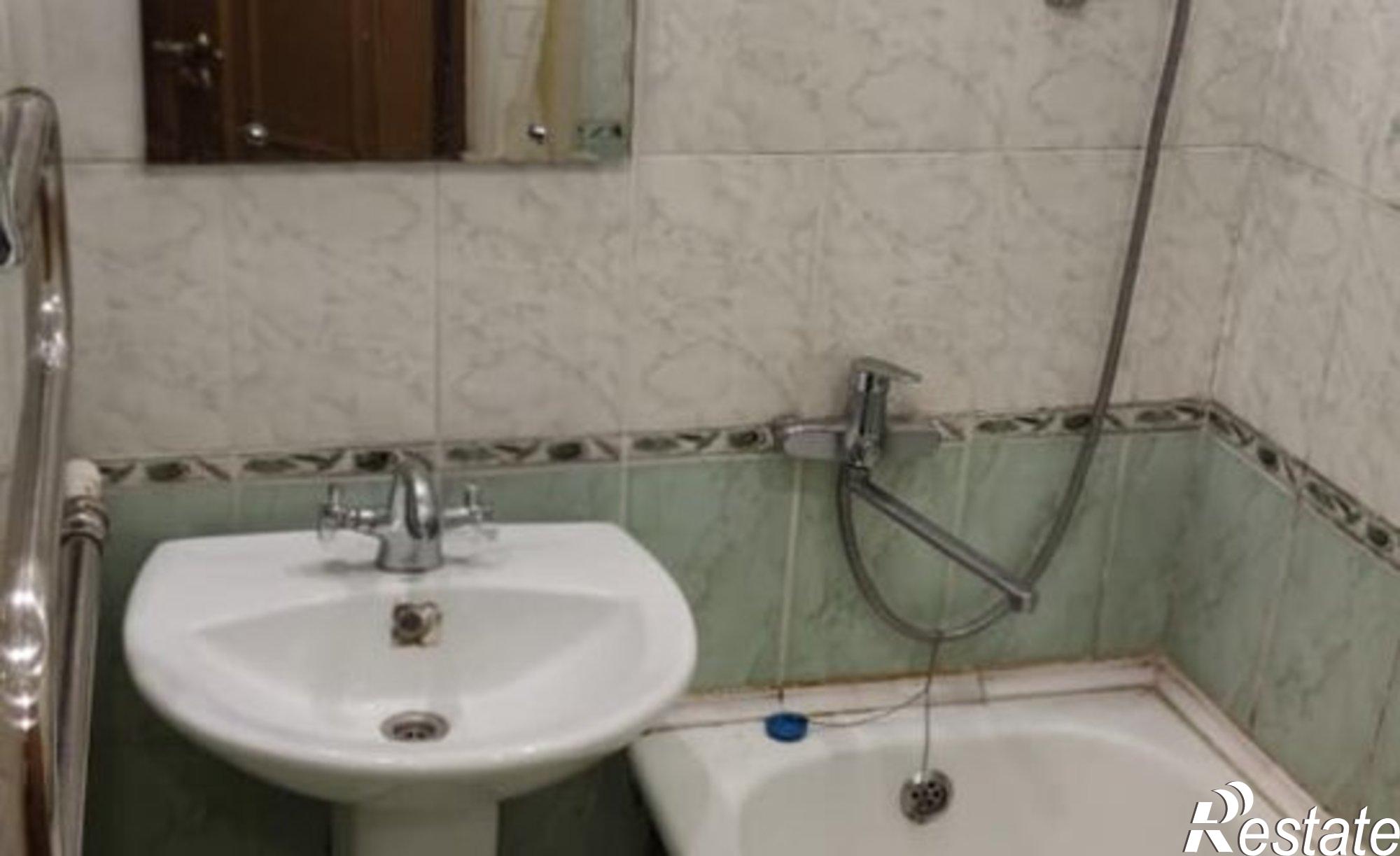 Купить квартиру за 4 950 000 рублей на проспект 60-летия Октября, 84