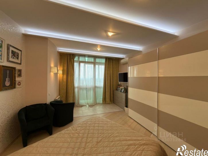 3-комн квартира улица Дикопольцева, 26,  д. 26