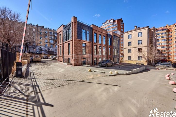 Торговое помещение Комсомольская улица, 83Б,  д. 83Б