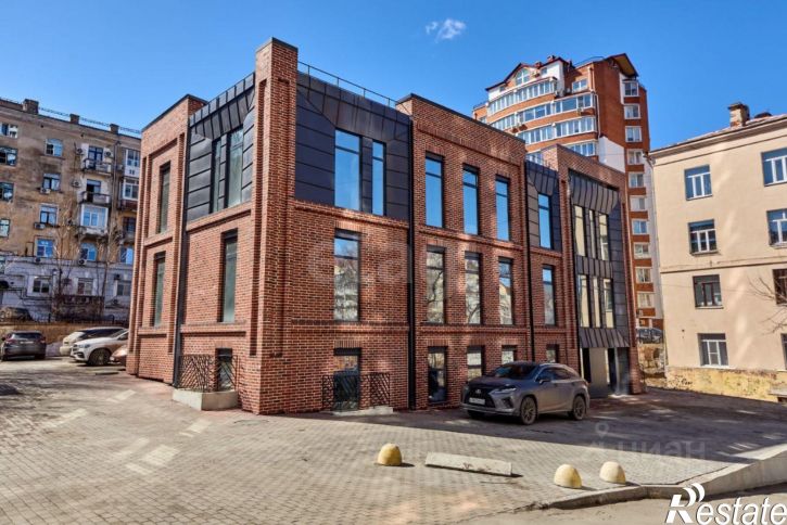Торговое помещение Комсомольская улица, 83Б,  д. 83Б
