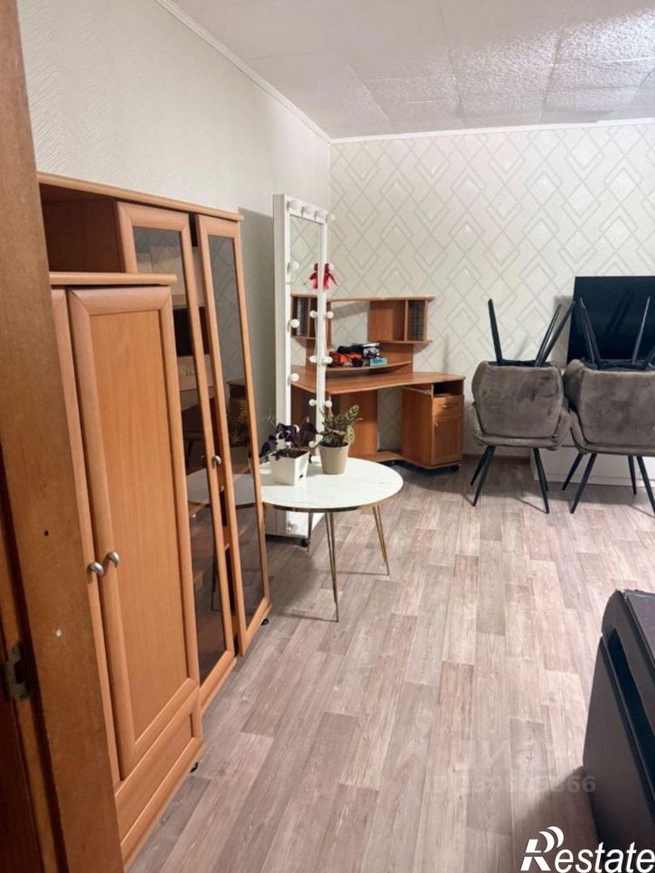 2-комн квартира кв-л ДОС (Большой Аэродром), 6,  д. 6