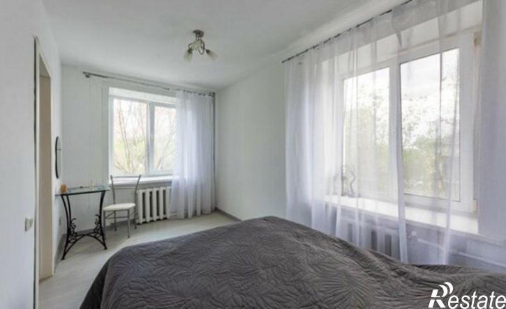 2-комн квартира улица Запарина, 15,  д. 15