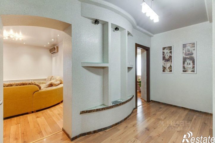 2-комн квартира ул Петра Комарова, 3,  д. 3