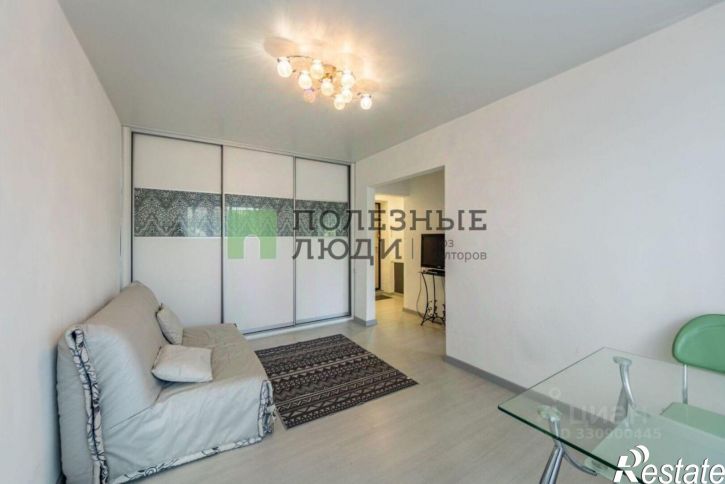 2-комн квартира улица Запарина, 15,  д. 15