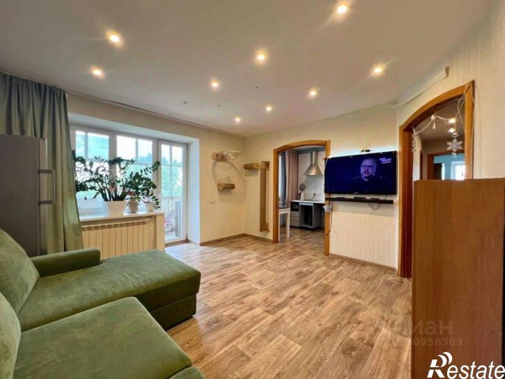 3-комн квартира ул Панфиловцев, 37,  д. 37