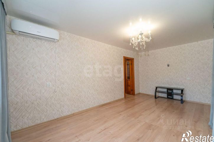 2-комн квартира улица Шелеста, 112,  д. 112
