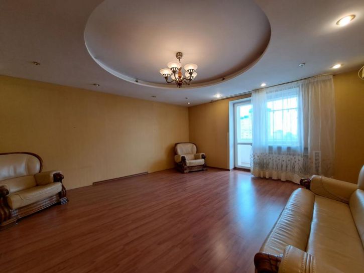 3-комн квартира Ленина, 18а