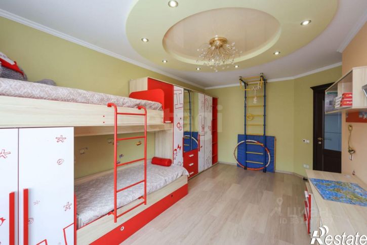 5-комн квартира улица Гамарника, 6А,  д. 6А