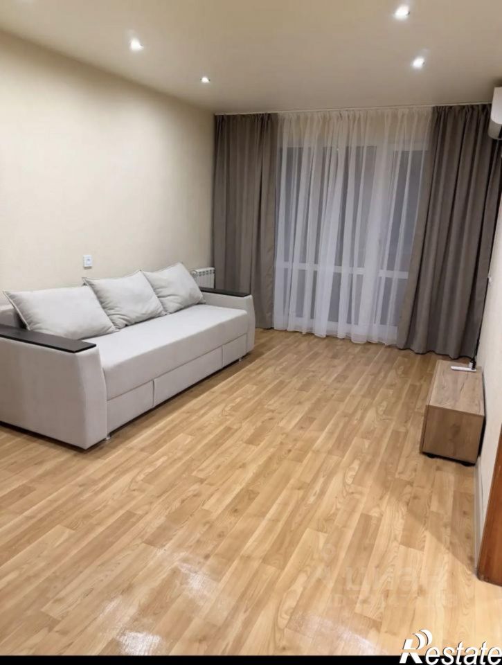 1-комн квартира улица Шеронова, 52,  д. 52