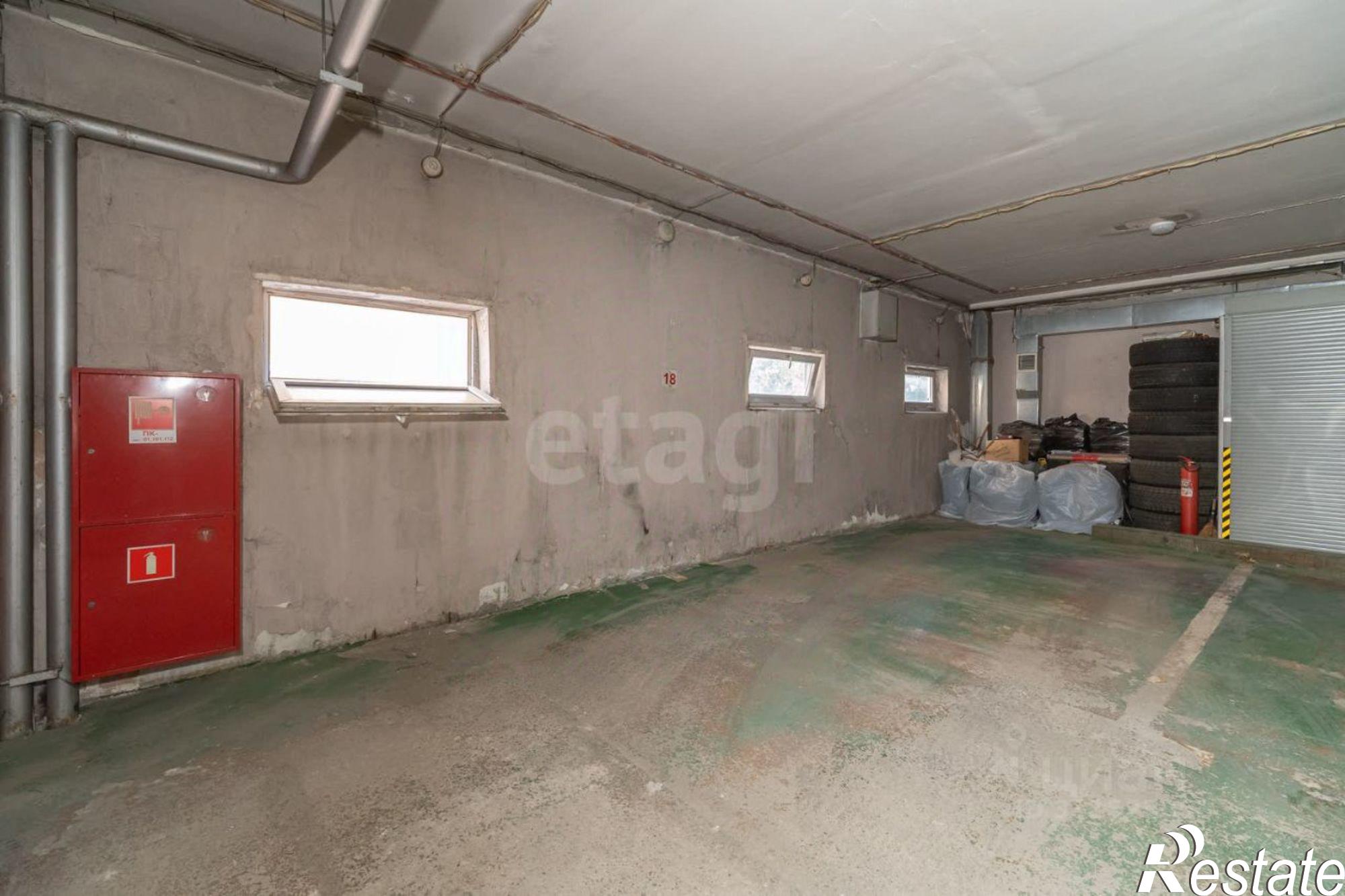 Купить гараж, место в паркинге за 2 366 670 рублей на ул Шеронова, 2б