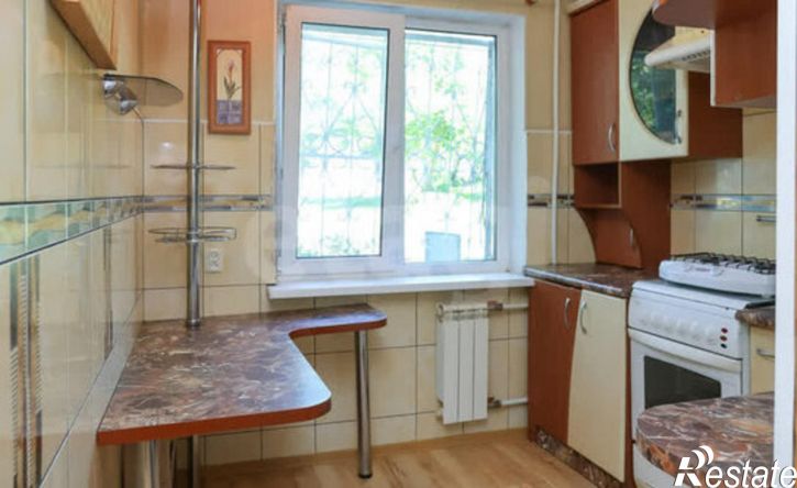 3-комн квартира улица Шеронова, 50,  д. 50