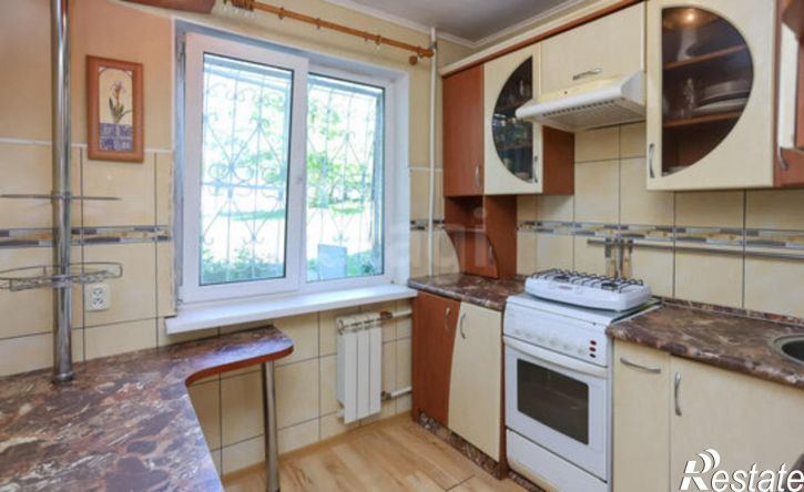 3-комн квартира улица Шеронова, 50,  д. 50