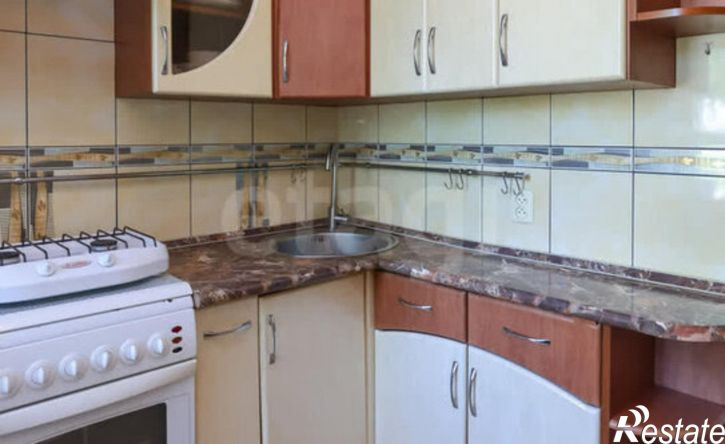 3-комн квартира улица Шеронова, 50,  д. 50