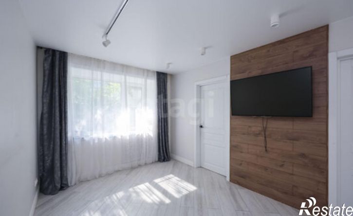 3-комн квартира улица Гамарника, 15,  д. 15