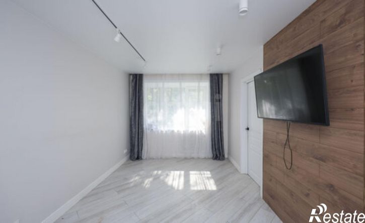 3-комн квартира улица Гамарника, 15,  д. 15