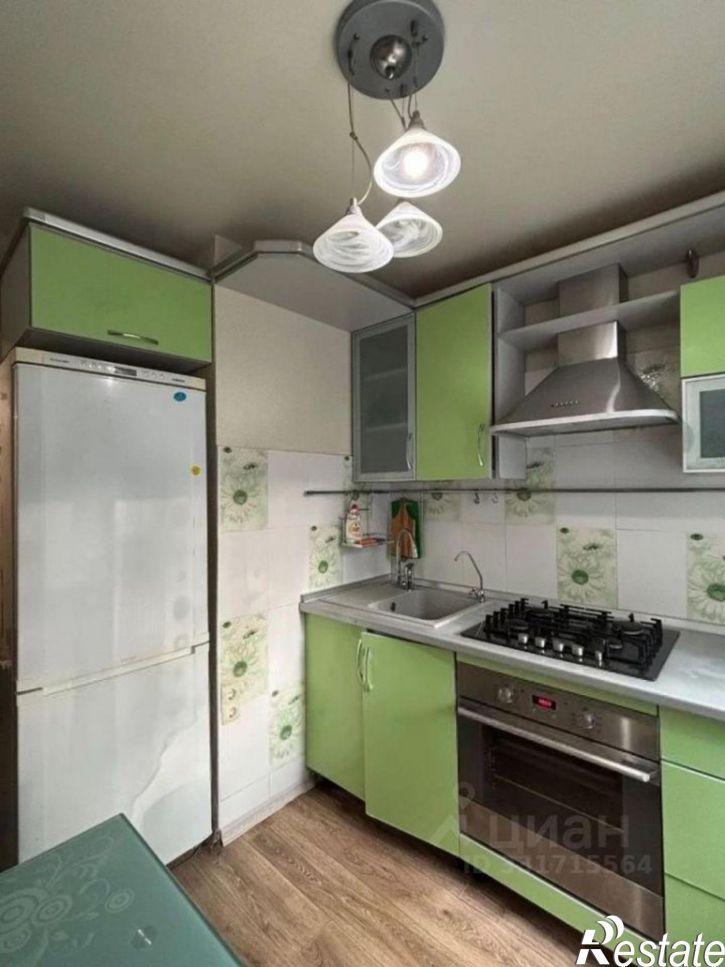 2-комн квартира ул Лейтенанта Шмидта, 38,  д. 38