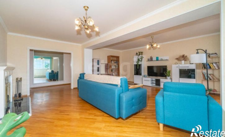 4-комн квартира ул Запарина, 49,  д. 49