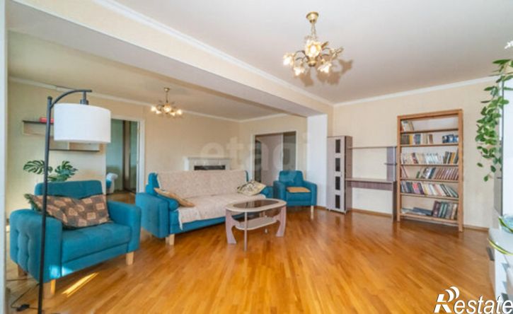 4-комн квартира ул Запарина, 49,  д. 49