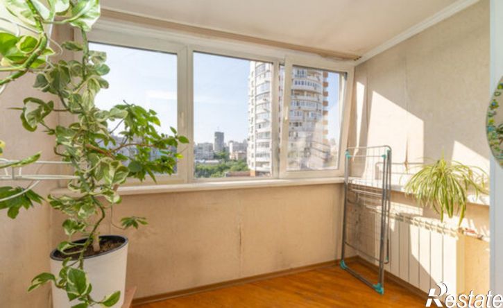 4-комн квартира ул Запарина, 49,  д. 49
