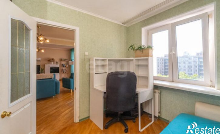 4-комн квартира ул Запарина, 49,  д. 49
