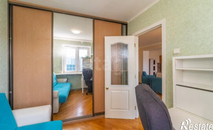 4-комн квартира ул Запарина, 49,  д. 49