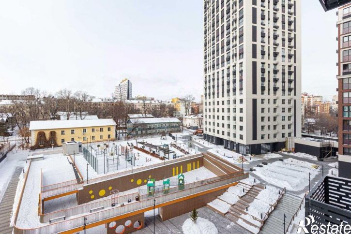 3-комн квартира Амурский б-р, 31Б,  д. 31Б