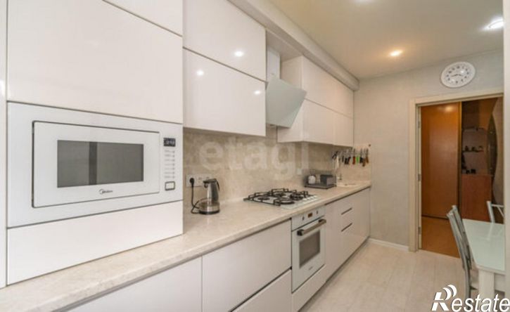 3-комн квартира кв-л Солнечный, 2,  д. 2