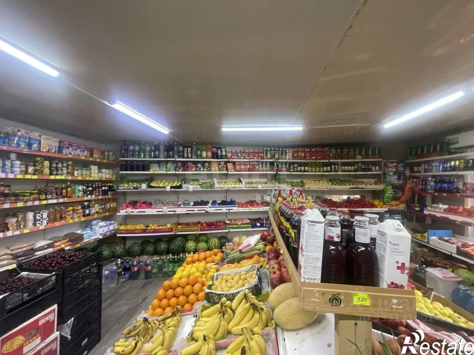 Купить торговое помещение за 4 300 000 рублей на ул Вахова А.А., 4