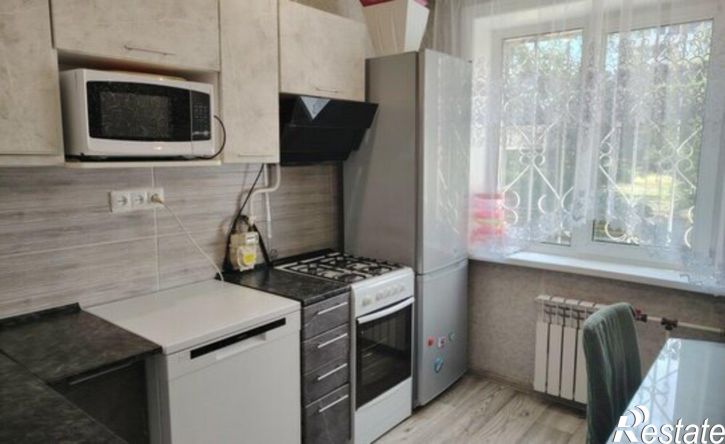 3-комн квартира ул Ворошилова, 11,  д. 11