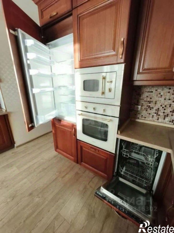 3-комн квартира ул Джамбула, 27,  д. 27