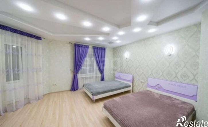 4-комн квартира ул Ленинградская, 35б,  д. 35б