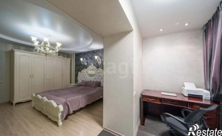 4-комн квартира ул Ленинградская, 35б,  д. 35б