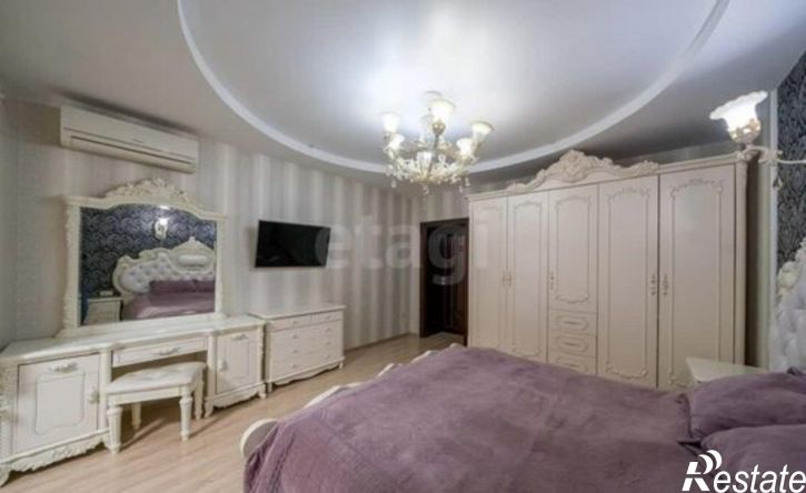 4-комн квартира ул Ленинградская, 35б,  д. 35б